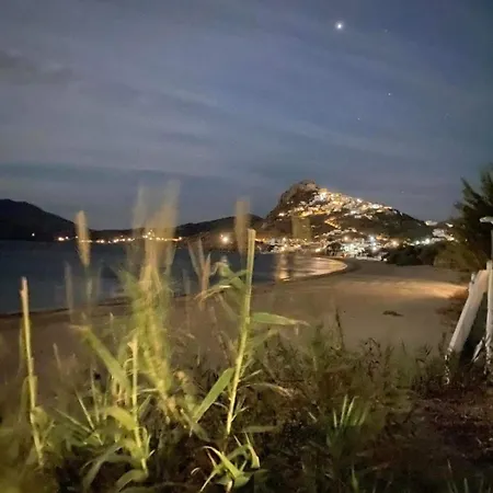 Seafront Getaway-a Step Away To The Sea *